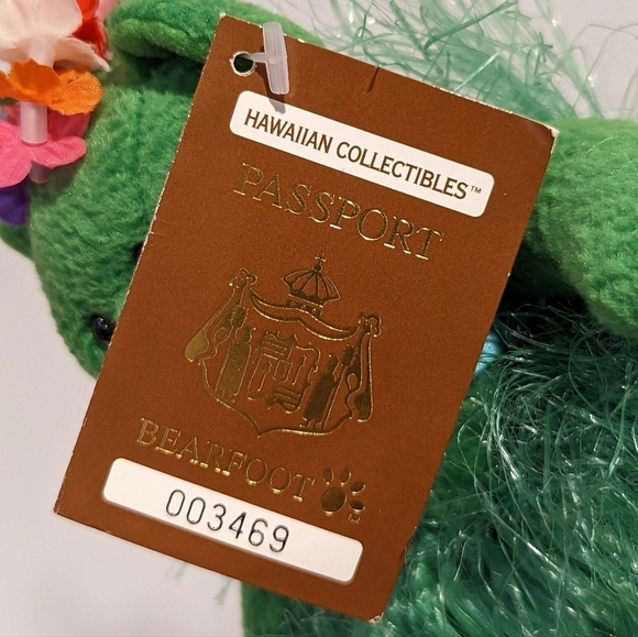 HAWAIIAN Collectibles Kukui green bear plush - Picture 7 of 9
